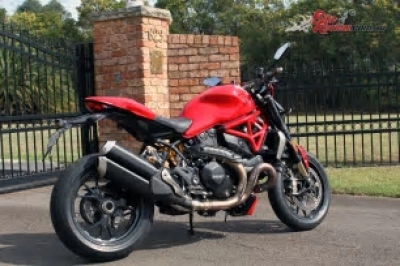 Ducati 1200 M G Monster  onderhoud en accessoires