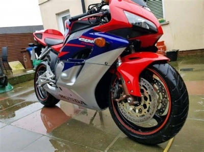 Honda CBR 1000 RR 5 Fireblade  onderhoud en accessoires