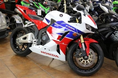 Honda CBR 600 RR F ABS  onderhoud en accessoires