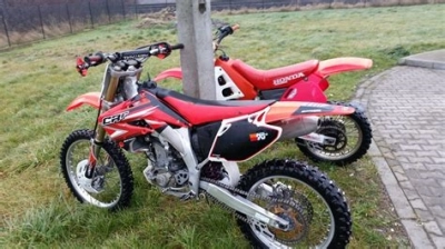 Honda CRF 450 R maintenance and accessories