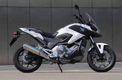 Honda NC 700 X DCT C ABS  maintenance and accessories