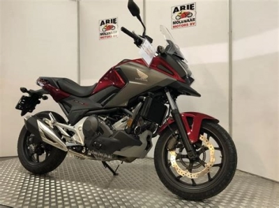 Honda NC 750 X DCT F ABS  maintenance and accessories