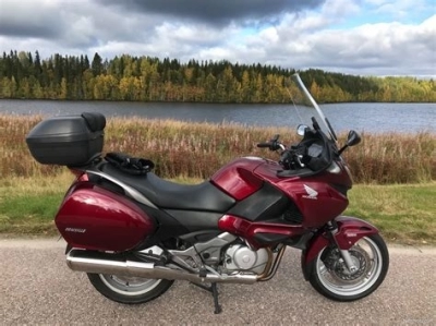 Honda NT 700 V 7 Deauville ABS  maintenance and accessories