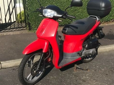 Honda SH 50 V Scoopy  maintenance and accessories