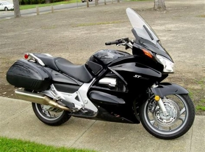 Honda ST 1300 C PAN European ABS  maintenance and accessories