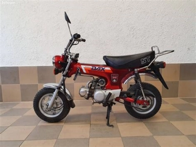 Honda ST 50 P DAX  maintenance and accessories