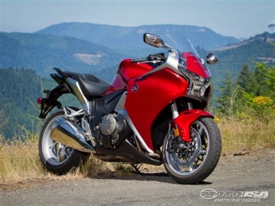 Honda VFR 1200 F DTC E ABS  maintenance and accessories