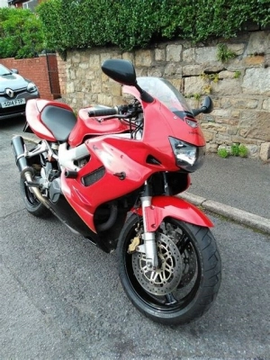 Entretien et accessoires Honda VTR 1000 F 1 Firestorm Entretien et accessoires Honda VTR 1000 F 1 Firestorm