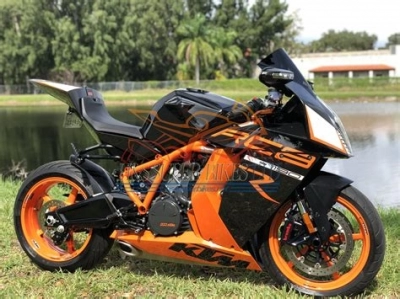 KTM 1190 RC8 R maintenance and accessories