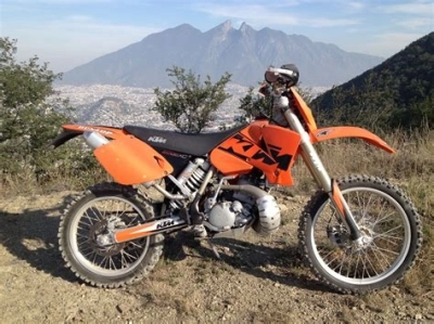 KTM 200 EXC maintenance and accessories