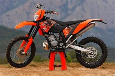 KTM 200 EXC maintenance and accessories