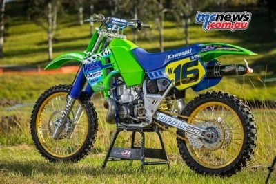 Kawasaki KX 500 maintenance and accessories