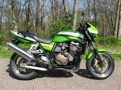 Kawasaki ZRX 1200 maintenance and accessories