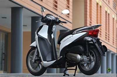 Kymco People ONE I 125 maintenance and accessories