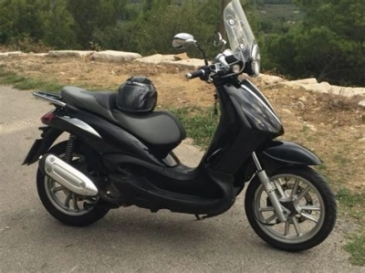 Piaggio Beverly 250 IE 8 Cruiser  maintenance and accessories