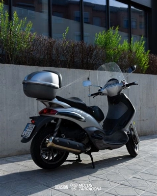 Piaggio Beverly 500 maintenance and accessories