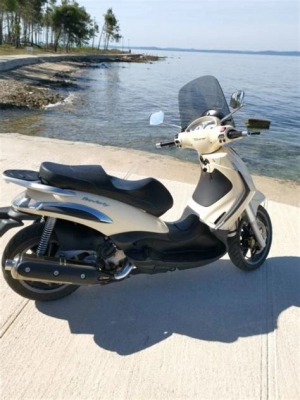 Piaggio Beverly 500 IE maintenance and accessories