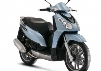 Piaggio Carnaby 200 maintenance and accessories
