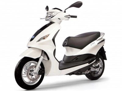Entretien et accessoires Piaggio FLY 100 Entretien et accessoires Piaggio FLY 100