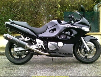 Suzuki GSX 750 F maintenance and accessories