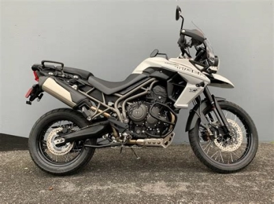 Triumph Tiger 800 XCA G ABS  maintenance and accessories