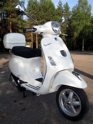 Vespa LX 60 6 Special Anniversary  maintenance and accessories