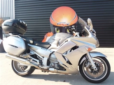 Yamaha FJR 1300 B ABS  maintenance and accessories