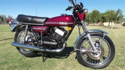 Yamaha RD 350  maintenance and accessories
