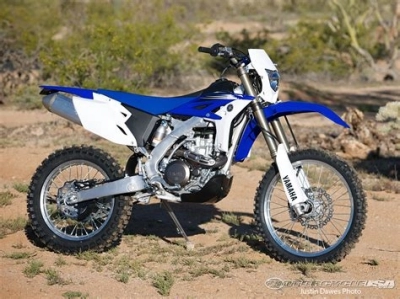 Yamaha WR 450 F maintenance and accessories