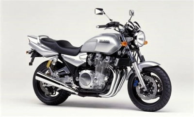 Yamaha XJR 1200 SP maintenance and accessories