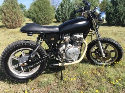 Yamaha XS 400 maintenance and accessories