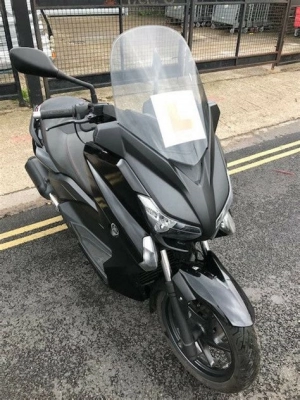 Yamaha YP 400 R F X-max ABS  maintenance and accessories