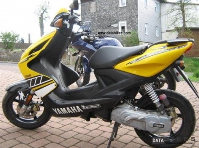 Mantenimiento y accesorios Yamaha YQ 50 5 Aerox 