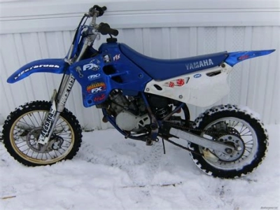 Yamaha YZ 80 LC maintenance and accessories