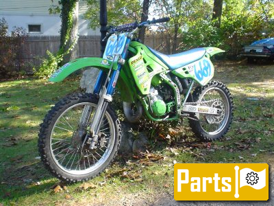 De onderdelen catalogus van de Kawasaki Kx100 1990, 100cc
